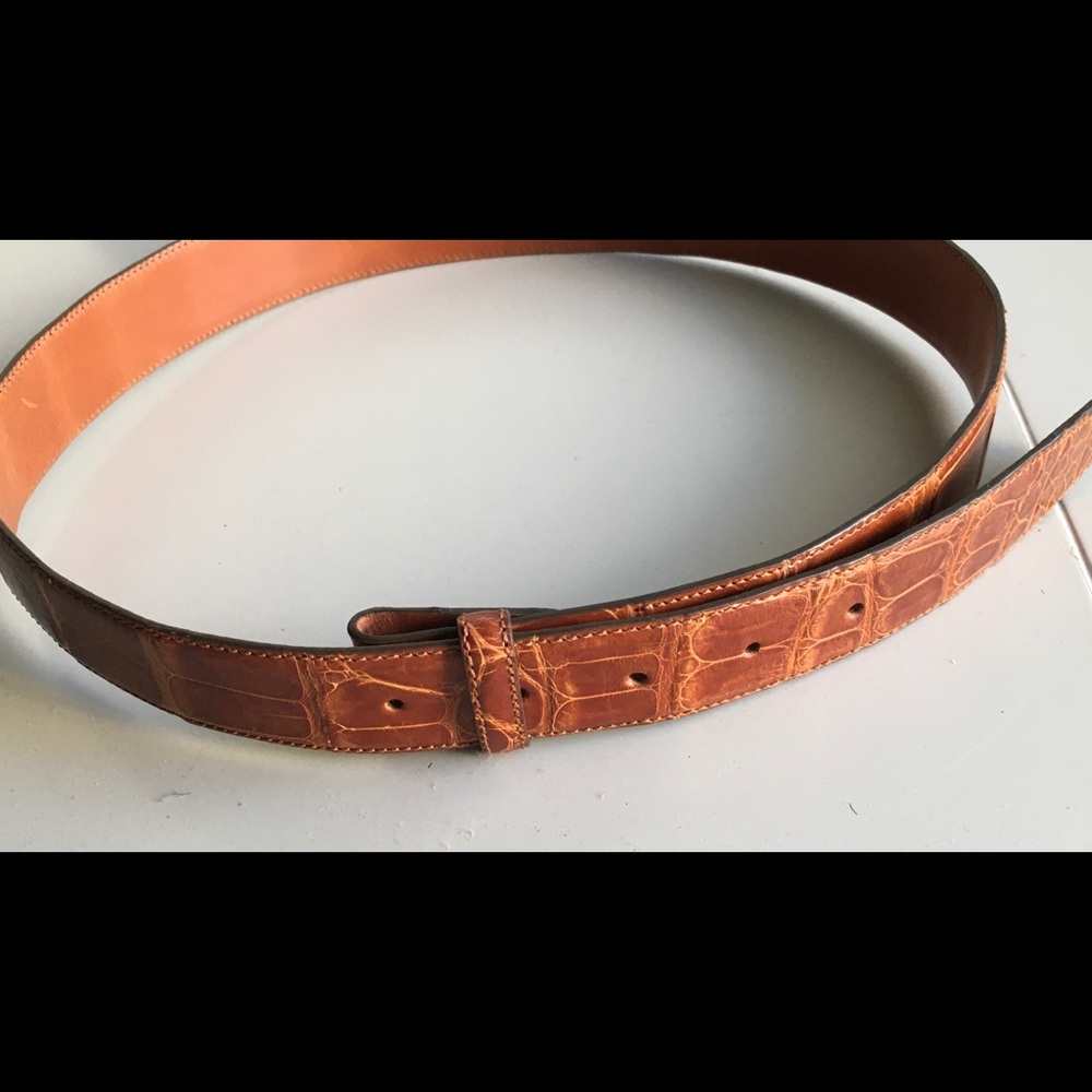 1 1/4” Genuine Alligator strap only with snaps
